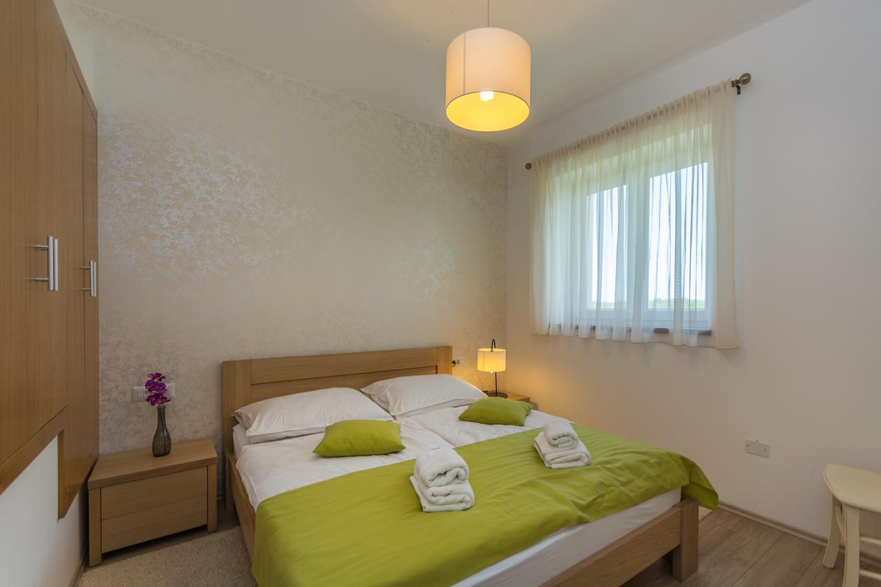Veleniki ベッド ＆ ブレックファースト ダニエラ Bed & Breakfast エクステリア 写真